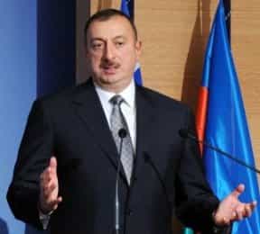 Ильхам Алиев учредил пенсию участникам ВОВ