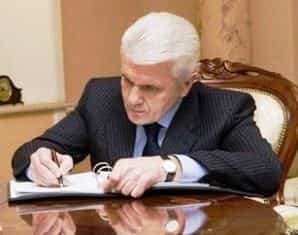 Литвин подписал закон о языках