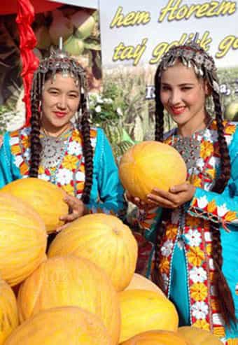 в Туркменистане отметили уникальный праздник - День дыни