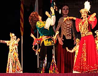 Узбекский танец очаровал Валенсию