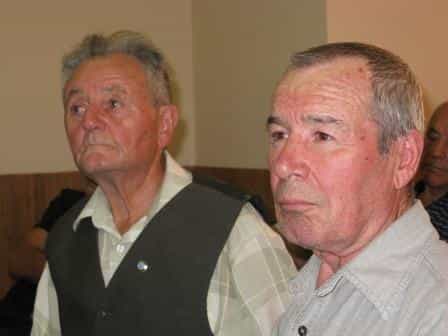 Ветераны Национального движения крымских татар Робеспьер Гралов (слева) и Ремзи Абдулмджидов