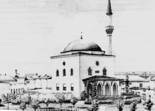 Мечети «Валиде Шериф» более 100 лет
