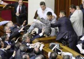 Какой национальности украинские депутаты?