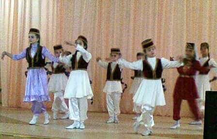 Выступление ансамбля культурного общества ЧАТЫР-ДАГ Выступление ансамбля культурного общества ЧАТЫР-ДАГ