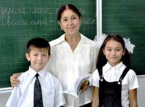 В Узбекистане учителям иностранных языков повысят зарплату