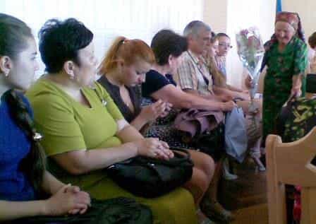 11 июня 2013 года в малом зале заседаний исполнительного комитета Алуштинского городского совета состоялось торжественное вручение государственных наград - почётного звания «Мать-героиня» пяти многодетным матерям