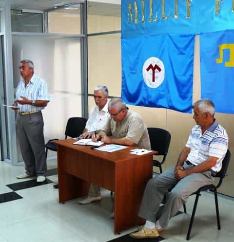 Выступление нового председателя Кенеша (Совета) Милли Фирка Энвера Кантемир-Умерова