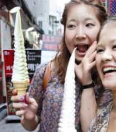 Японцы едят кумыс мороженым