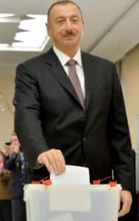 Почему Запад доволен Ильхамом