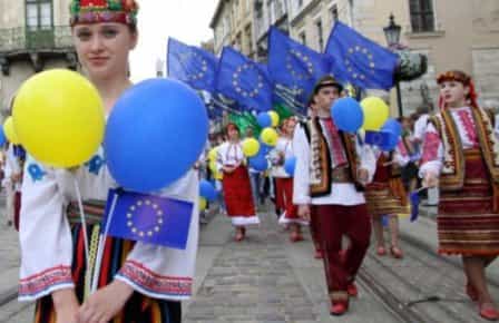 Европа отложила принятие решения об ассоциации с Украиной