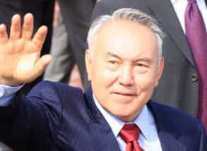 Назарбаев будет работать до 2016 года