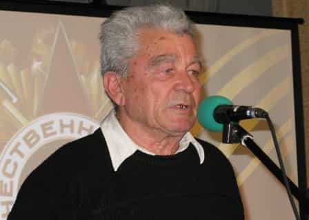 Заведующий музеем Амет-Хана Султана в Алупке Мустафа Мустафаев рассказал, как погиб Герой