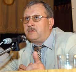 Председатель Крымской республиканской организации «Таврический союз», политолог, кандидат философских наук Анатолий Филатов