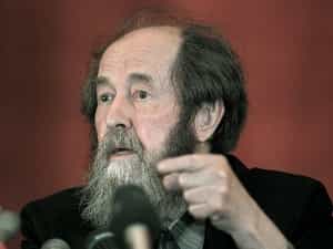 Александр Солженицын: С Украиной будет больно