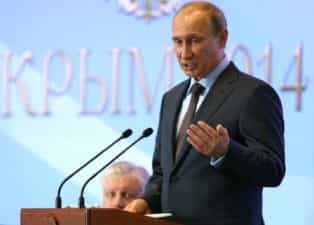 Владимир Путин: Все народы в Крыму должны быть абсолютно равными