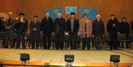 Исполнение Государственного Гимна Украины и Национального Гимна крымскотатарского народа